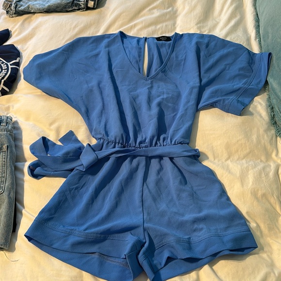 Short sleeve romper - Picture 1 of 1